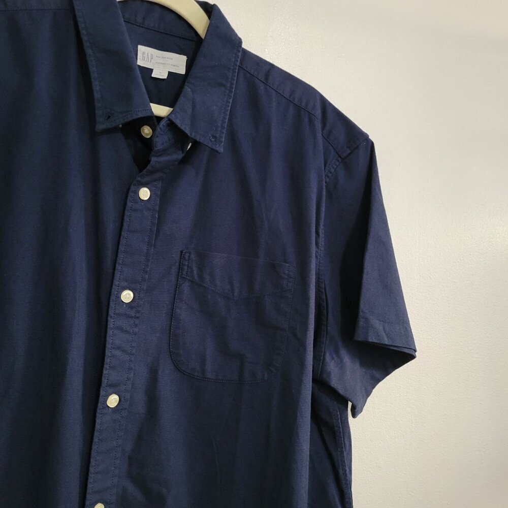Gap Men's Half Sleeve button down shirt Navy size XL - Picture 4 of 9